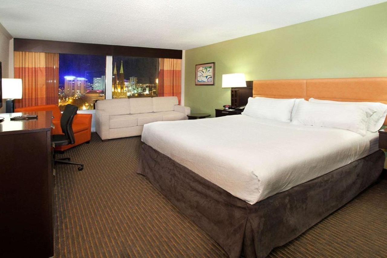 17 West Hotel, Ascend Hotel Collection Tulsa Exteriör bild